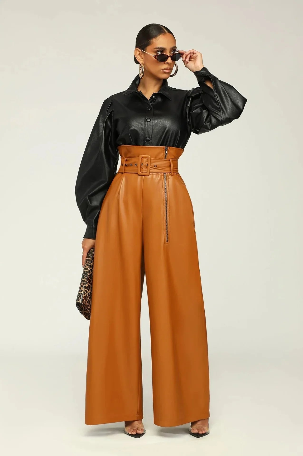 LINARA | Hohe Taille Hose mit Gürtel, seitlichem Reißverschluss