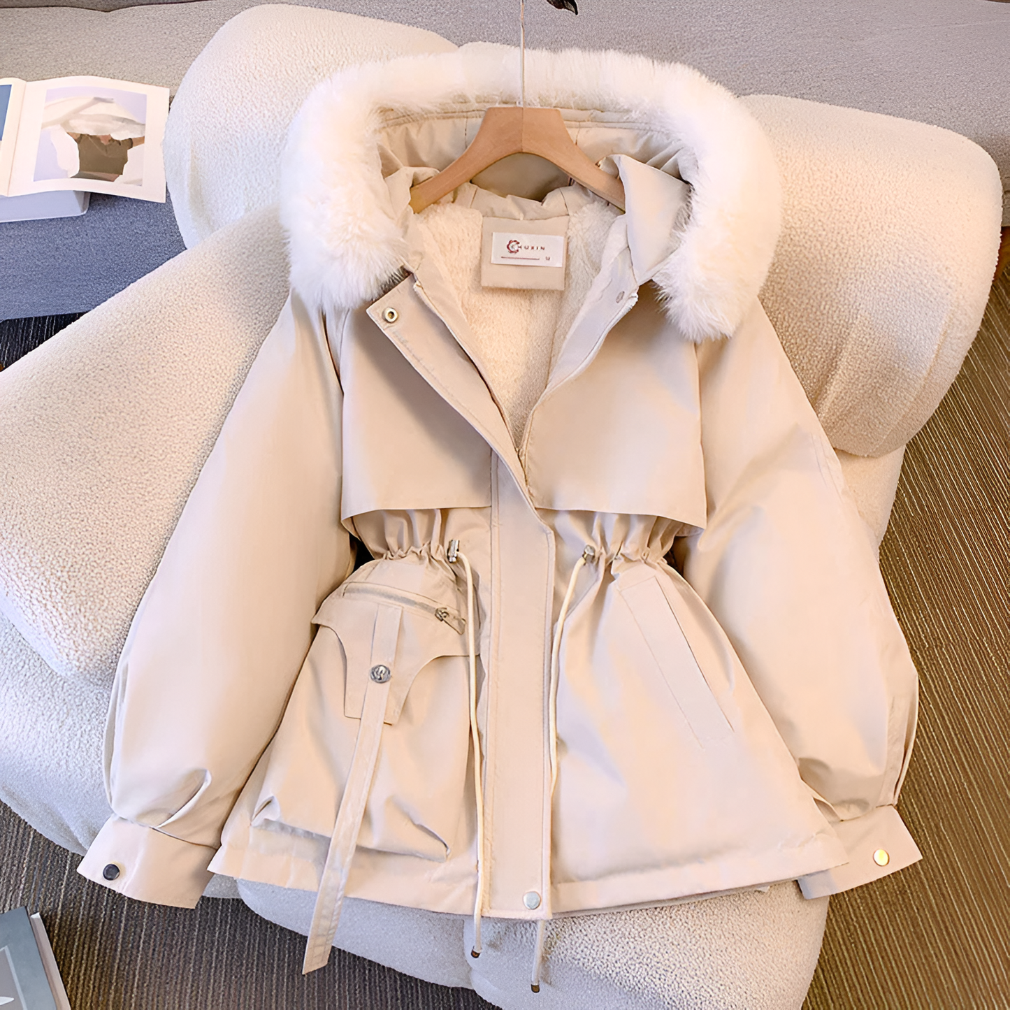 Elyora - Elegante Winterjacke für kalte Tage